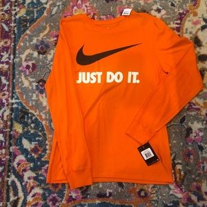 Nike long sleeve tee